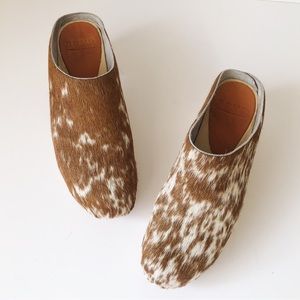 Bryr Chloe Closed Toe Worker Clog Cowhide Size 36